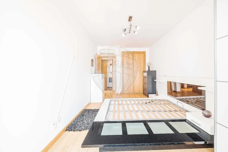 Apartamento T1 para Venda em Águas Livres Foto 19