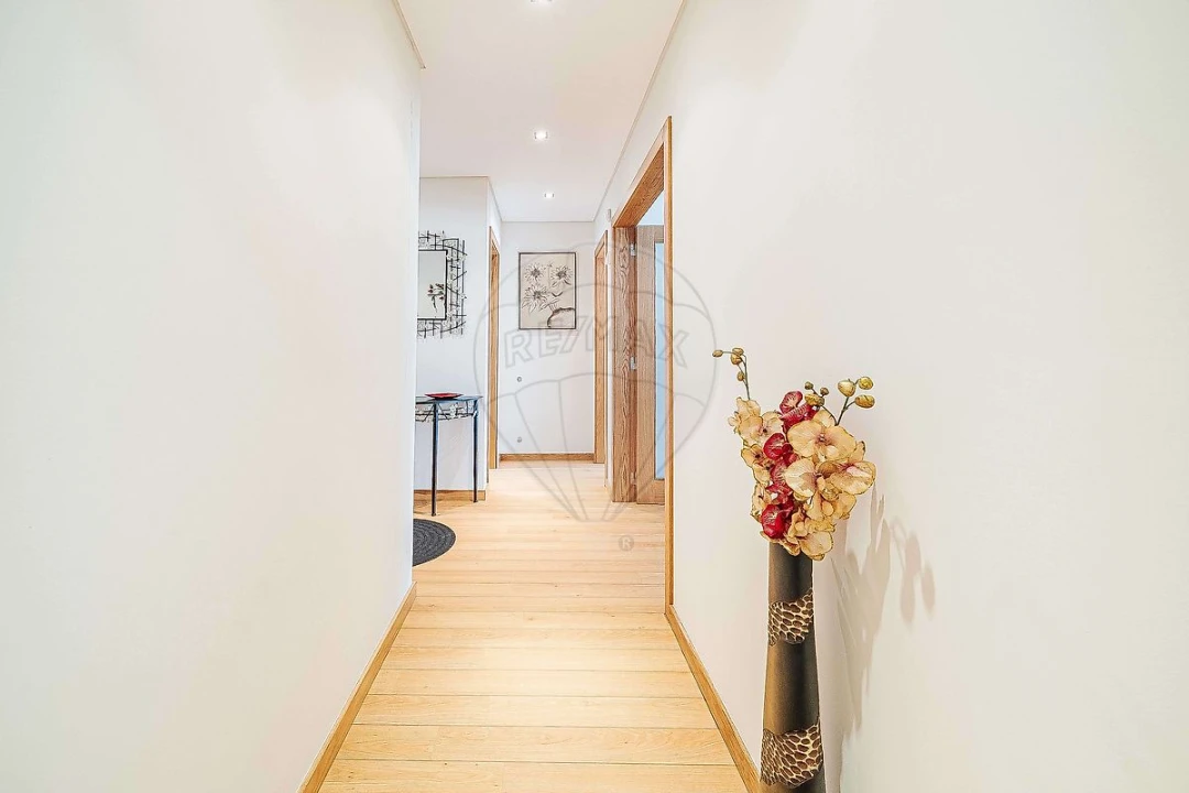 Apartamento T1 para Venda em Águas Livres Foto 8