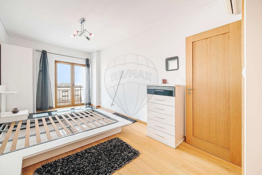 Apartamento T1 para Venda em Águas Livres Foto 18