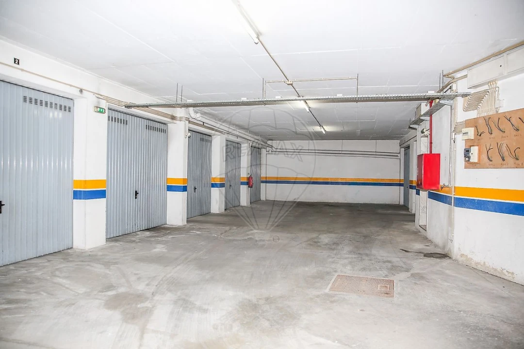 Apartamento T3 para Venda em Arruda dos Vinhos Foto 3