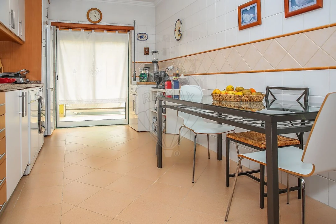 Apartamento T3 para Venda em Arruda dos Vinhos Foto 6