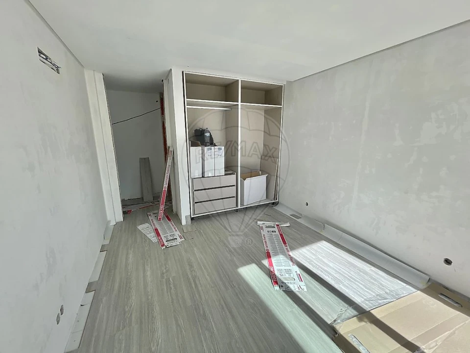 Moradia T4 para Venda em Palmela Foto 18