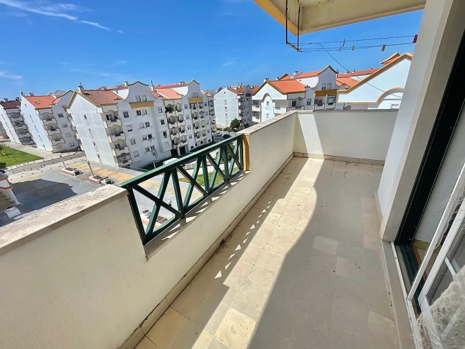 Apartamento T2 para Arrendamento em Alcochete Foto 6