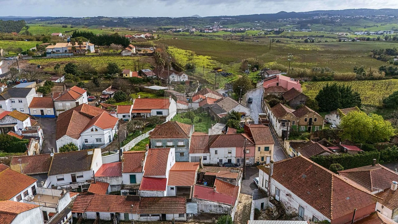 Moradia T2 para Venda em Ventosa Foto 33