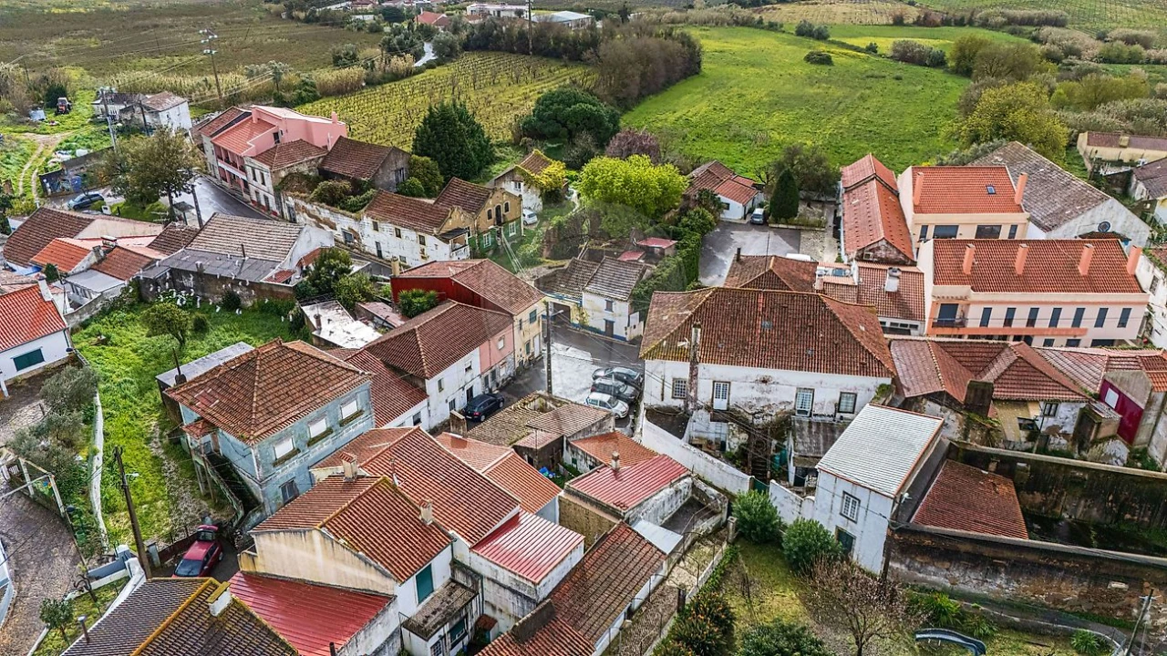 Moradia T2 para Venda em Ventosa Foto 45