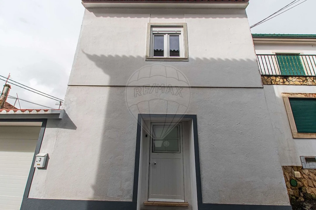 Moradia T2 para Venda em Ventosa Foto 2