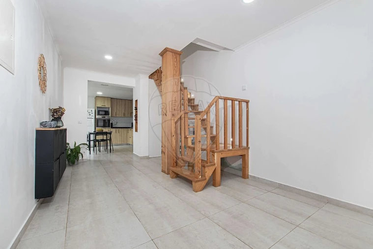 Moradia T2 para Venda em Ventosa Foto 17