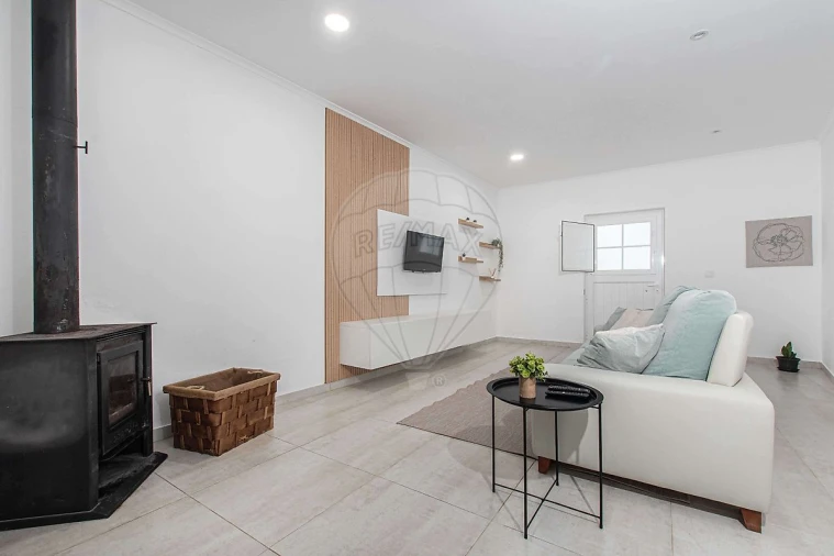 Moradia T2 para Venda em Ventosa Foto 16