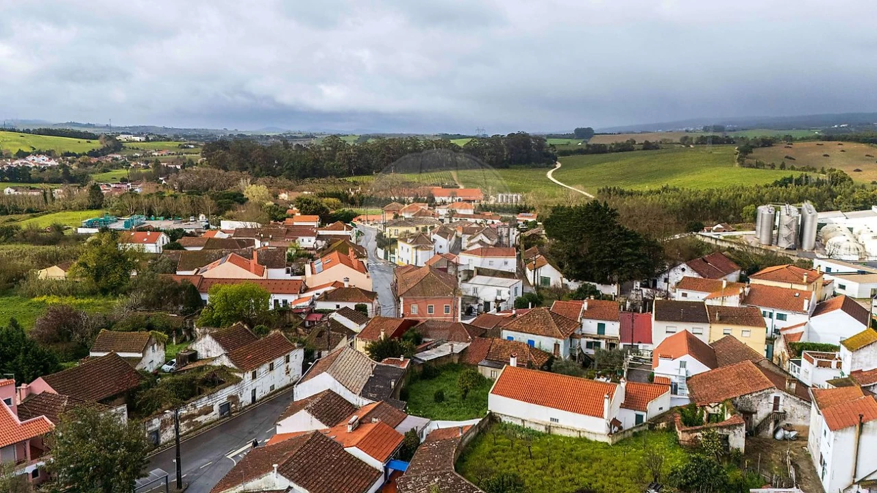 Moradia T2 para Venda em Ventosa Foto 39