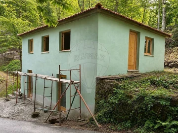 Moradia T3 para Venda em Salvador e Santo Aleixo de Além-Tâmega