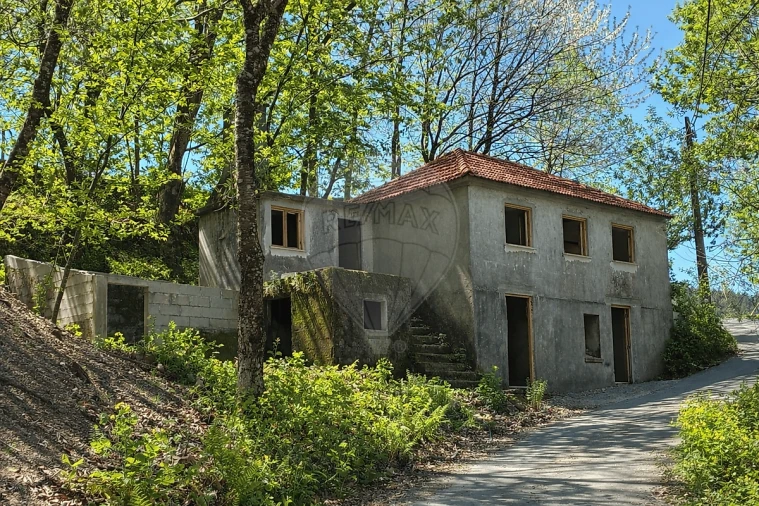 Moradia T3 para Venda em Salvador e Santo Aleixo de Além-Tâmega Foto 4