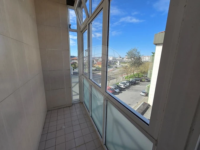 Apartamento T2 para Arrendamento em Esgueira Foto 4