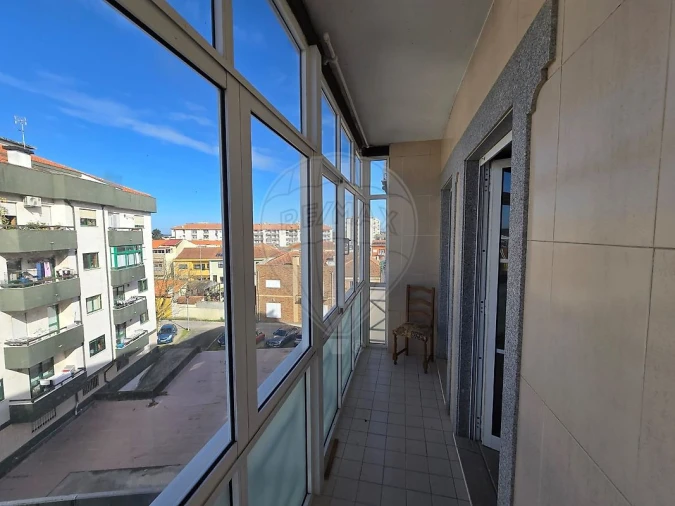 Apartamento T2 para Arrendamento em Esgueira Foto 5