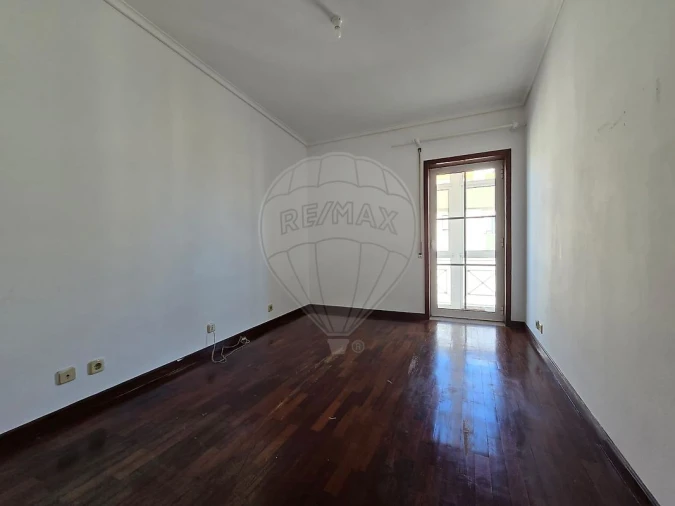 Apartamento T2 para Arrendamento em Esgueira Foto 3