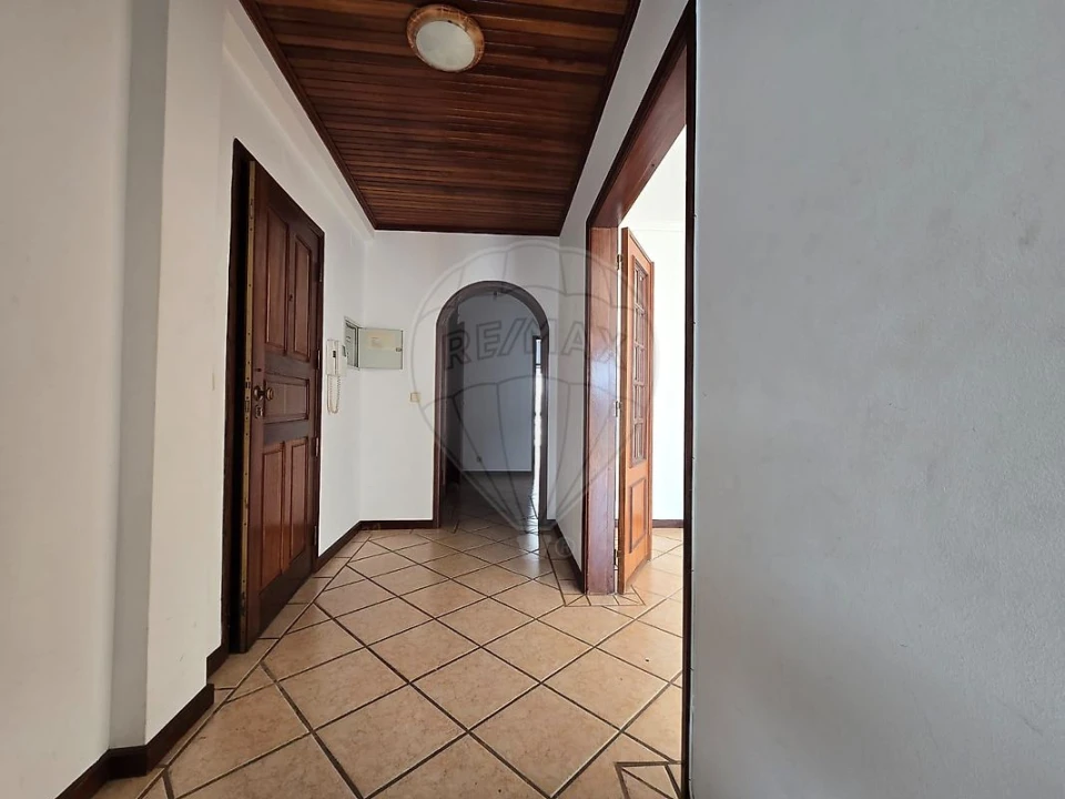 Apartamento T2 para Arrendamento em Esgueira Foto 7
