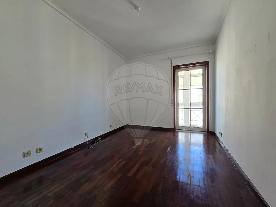 Apartamento T2 para Arrendamento em Esgueira Foto 3