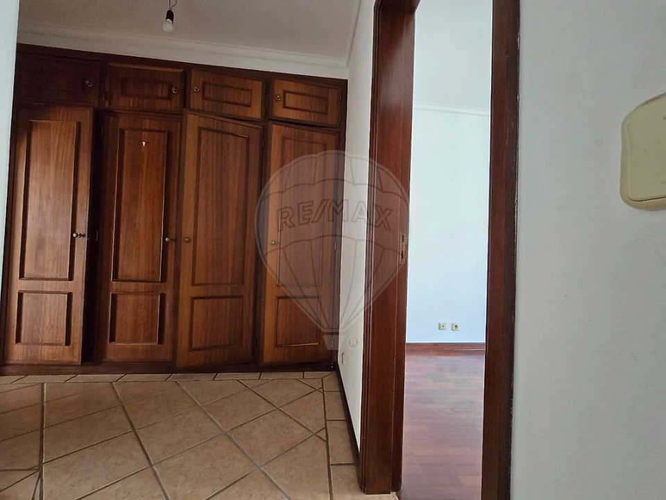 Apartamento T2 para Arrendamento em Esgueira Foto 6