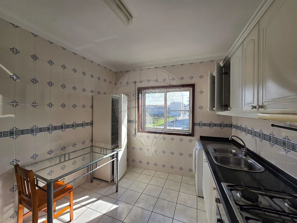 Apartamento T2 para Arrendamento em Esgueira Foto 10