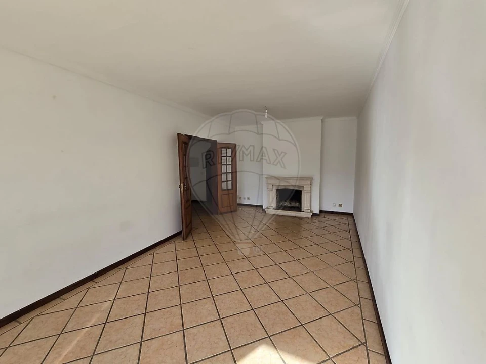 Apartamento T2 para Arrendamento em Esgueira Foto 12