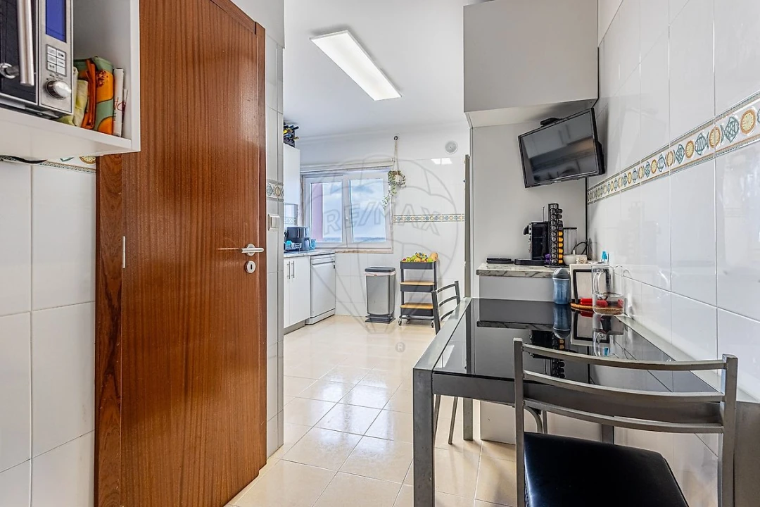Apartamento T3 para Venda em Azambuja Foto 14