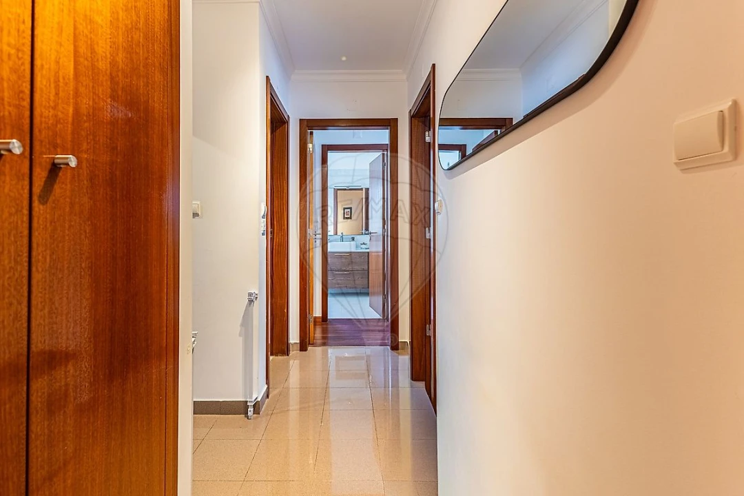 Apartamento T3 para Venda em Azambuja Foto 35