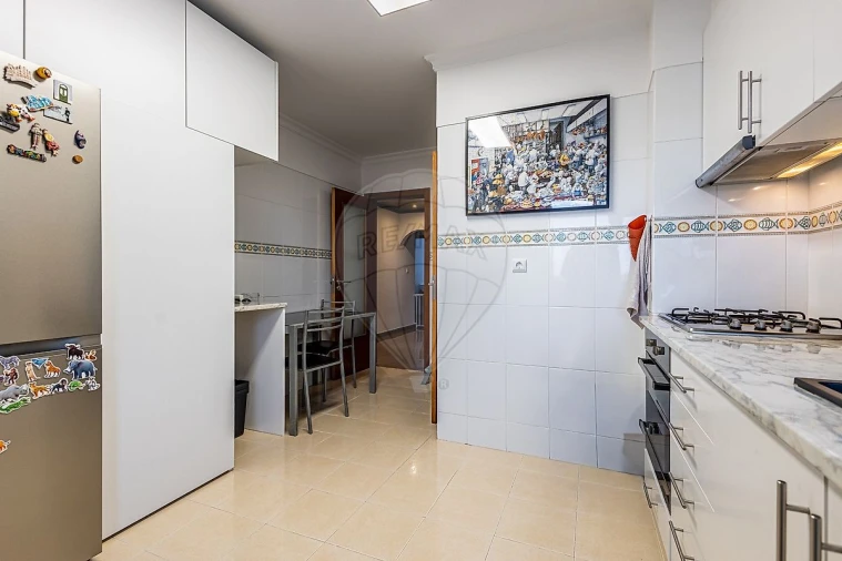 Apartamento T3 para Venda em Azambuja Foto 17
