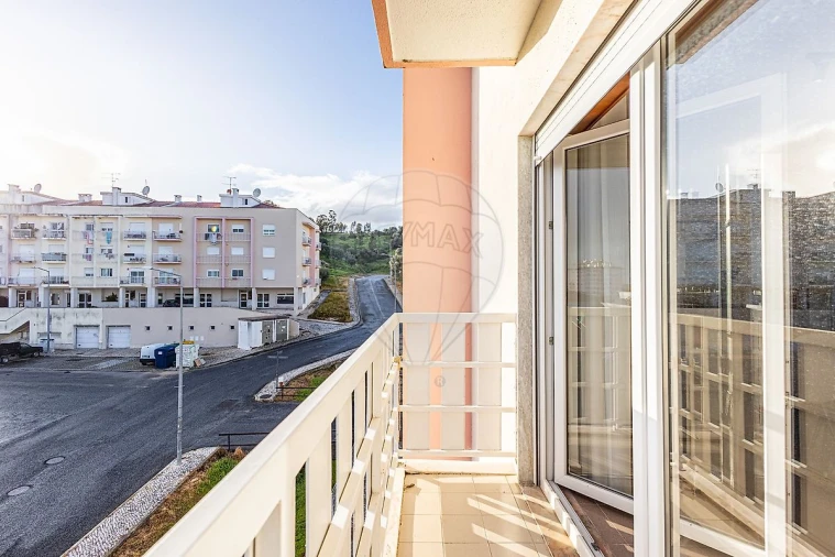 Apartamento T3 para Venda em Azambuja Foto 27