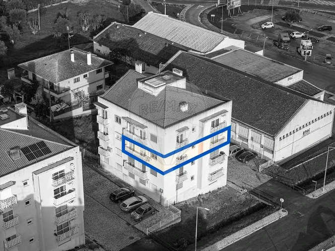 Apartamento T3 para Venda em Azambuja Foto 12