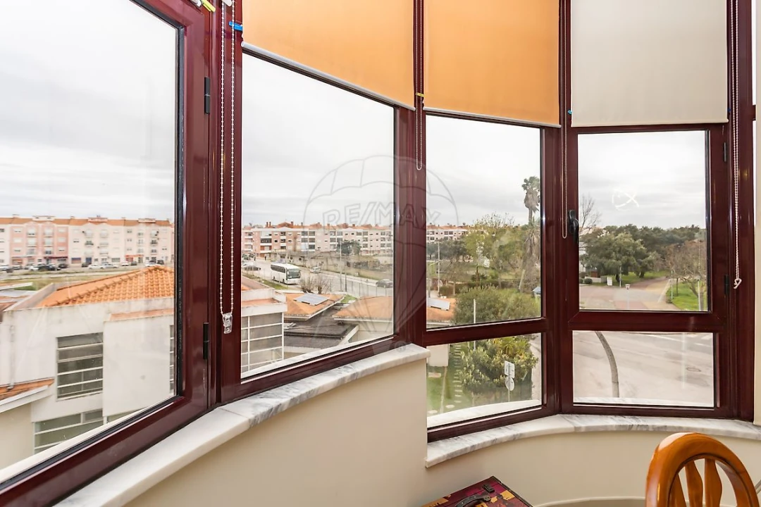 Apartamento T2 para Venda em Pinhal Novo Foto 6