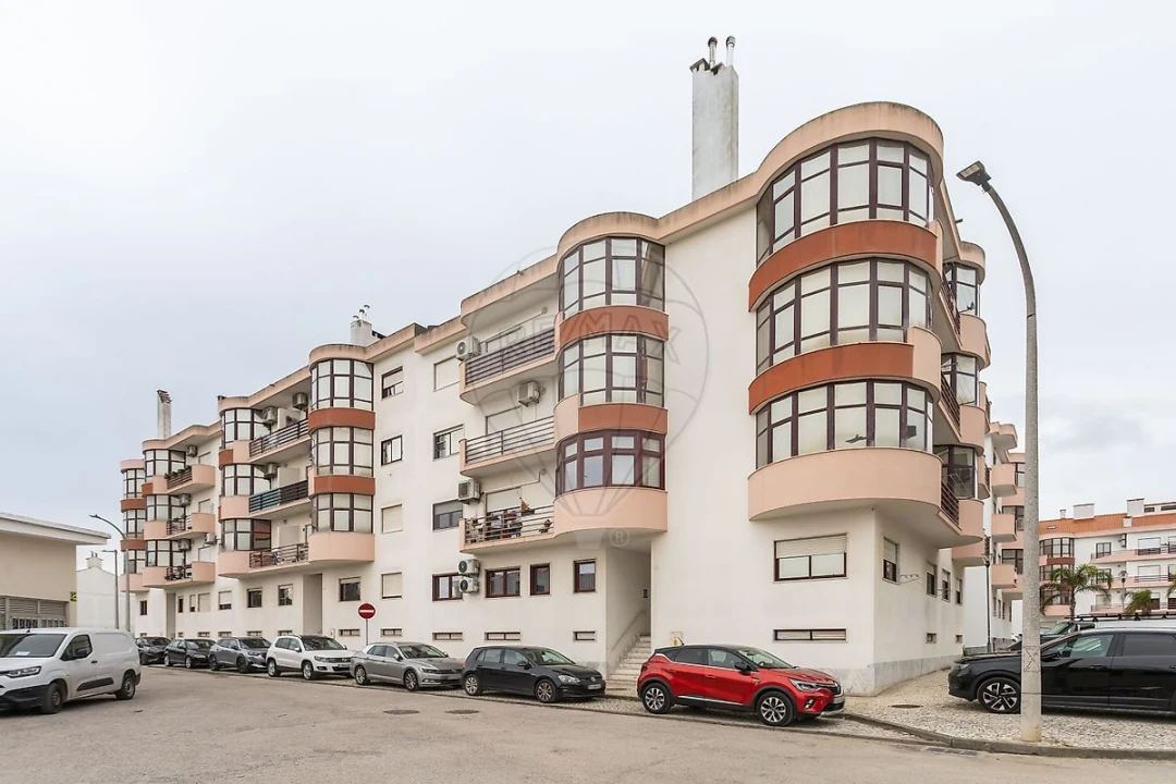 Apartamento T2 para Venda em Pinhal Novo Foto 3