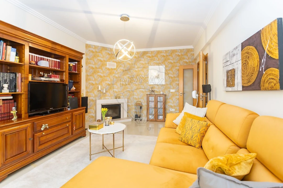 Apartamento T2 para Venda em Pinhal Novo Foto 9