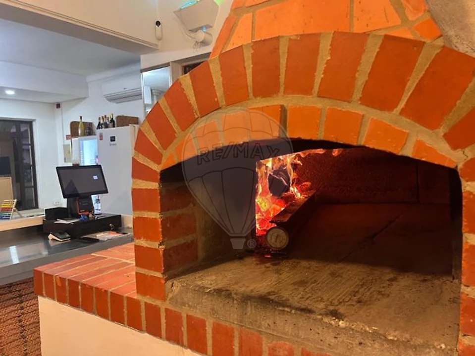 Negócio para Venda em Fazendas de Almeirim Foto 1