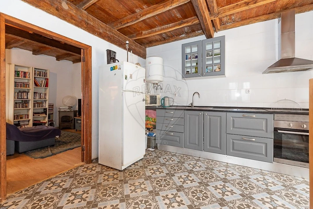 Moradia T2 para Venda em Alvares Foto 1