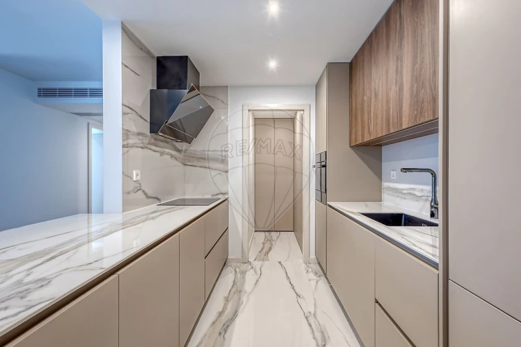 Apartamento T2 para Venda em Santa Marinha e São Pedro da Afurada Foto 9