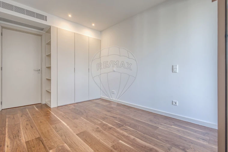 Apartamento T2 para Venda em Santa Marinha e São Pedro da Afurada Foto 14