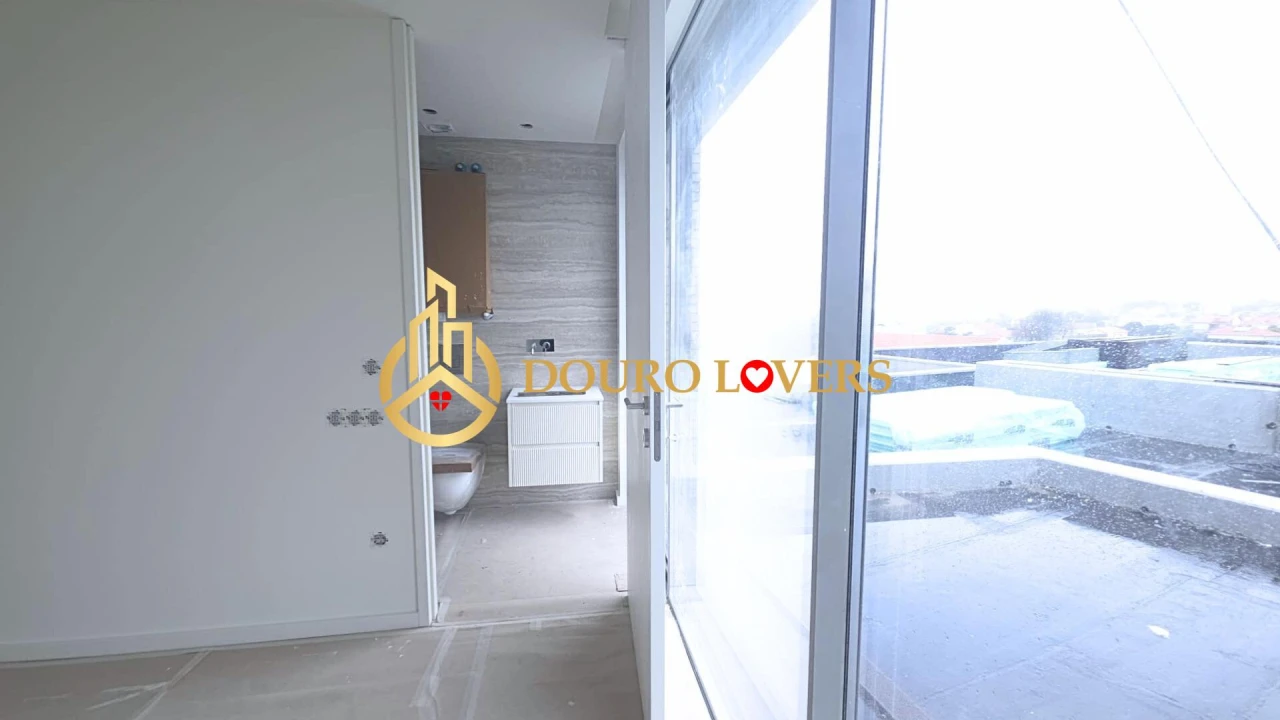 Apartamento T2 para Venda em São Felix da Marinha Foto 22