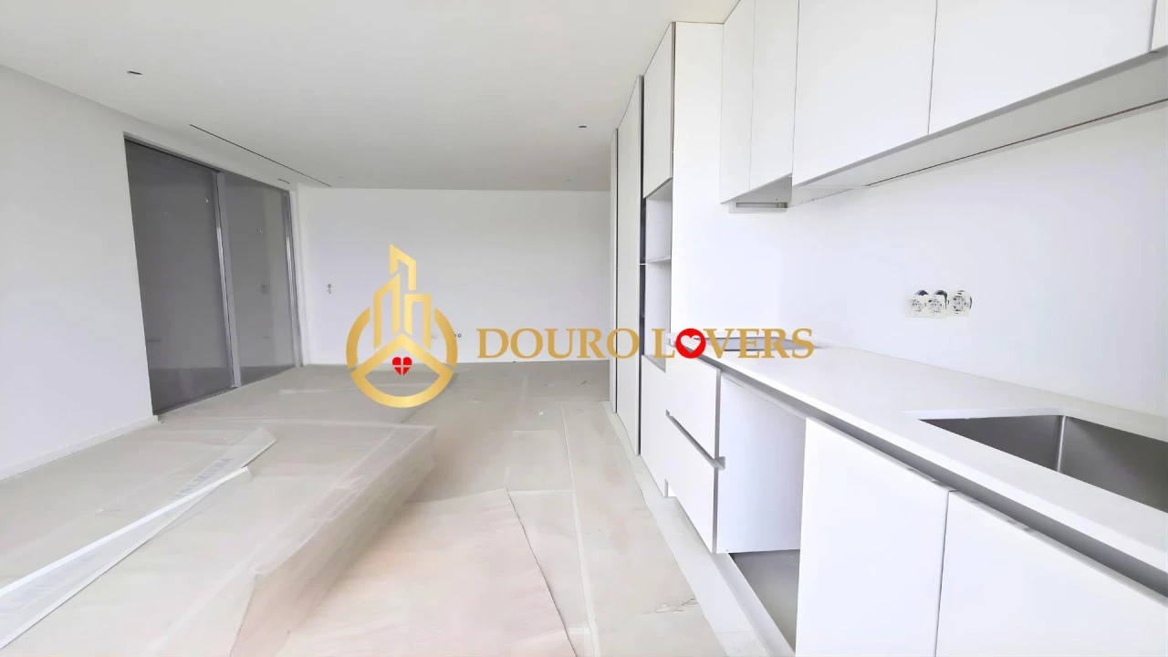 Apartamento T2 para Venda em São Felix da Marinha Foto 4