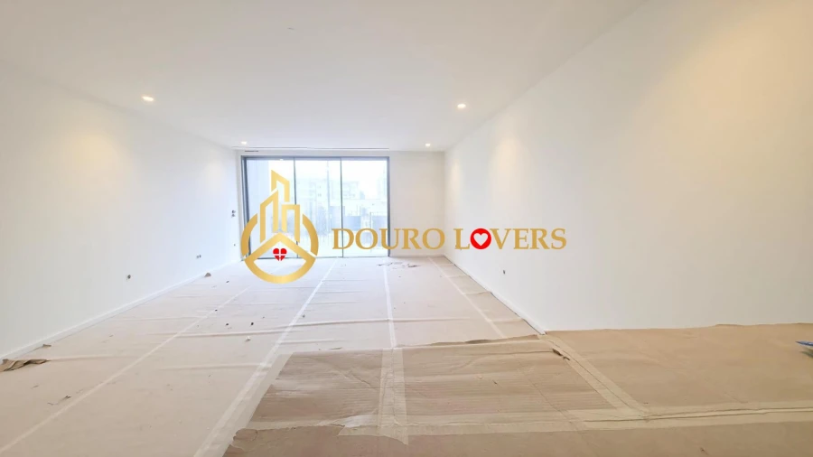 Apartamento T3 para Venda em São Felix da Marinha Foto 3