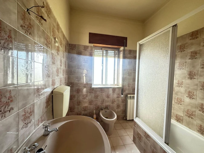 Moradia T3 para Venda em Orgens Foto 38