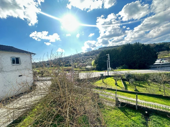 Moradia T3 para Venda em Orgens Foto 42