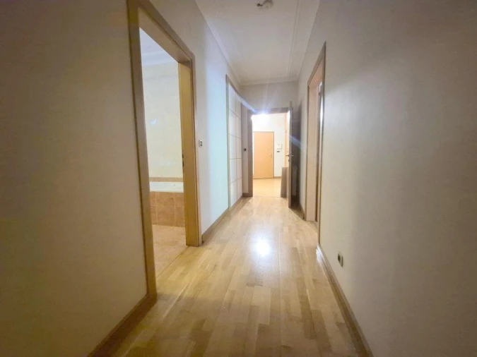 Apartamento T2 para Venda em Vila Franca de Xira Foto 13