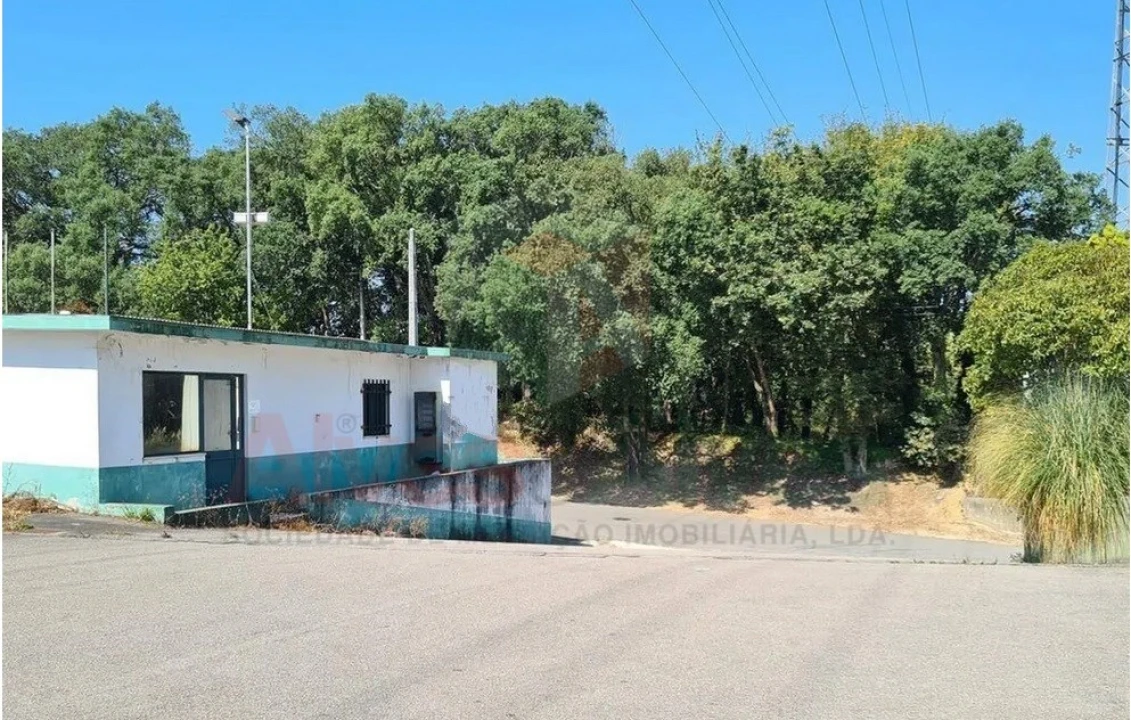 Armazém para Venda em Mafamude e Vilar do Paraíso Foto 4