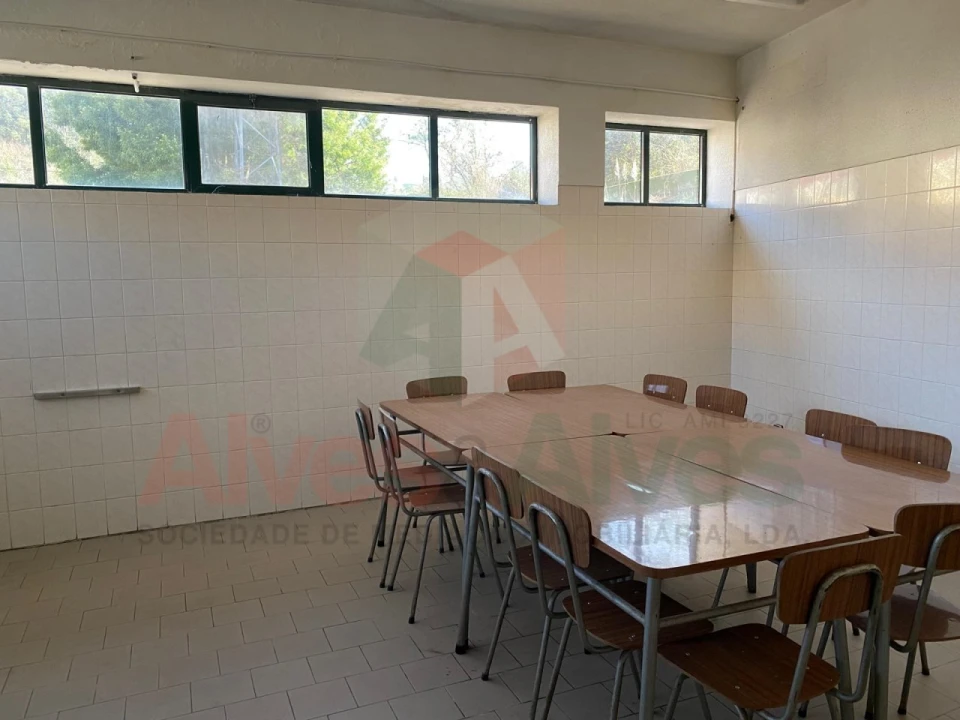 Armazém para Venda em Mafamude e Vilar do Paraíso Foto 12