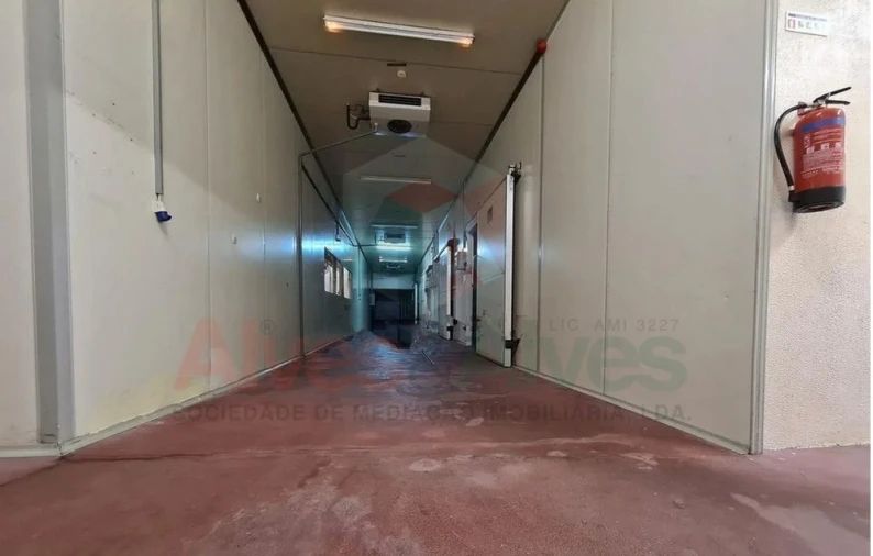 Armazém para Venda em Mafamude e Vilar do Paraíso Foto 6