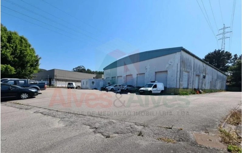 Armazém para Venda em Mafamude e Vilar do Paraíso Foto 3