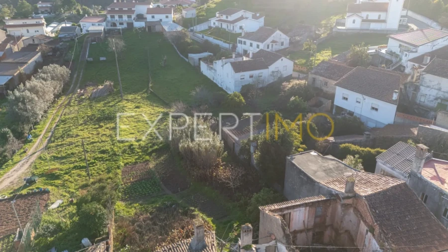 Moradia T3 para Venda em Almalagues Foto 6