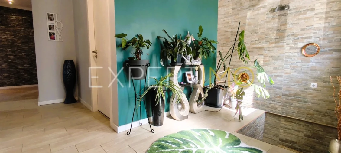 Apartamento T4 para Venda em Sé, Santa Maria e Meixedo Foto 6