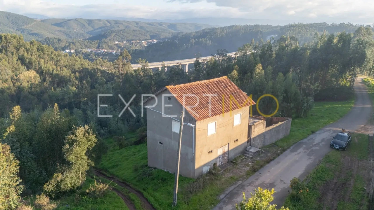 Moradia T3 para Venda em Almalagues Foto 1