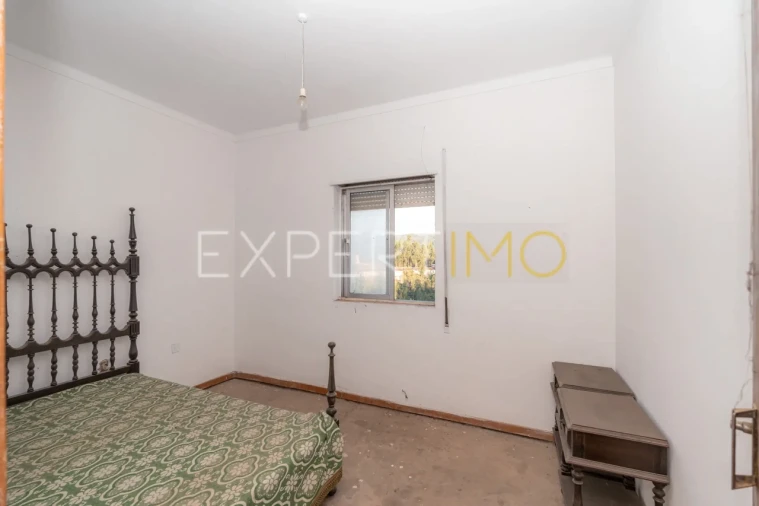 Moradia T3 para Venda em Almalagues Foto 16