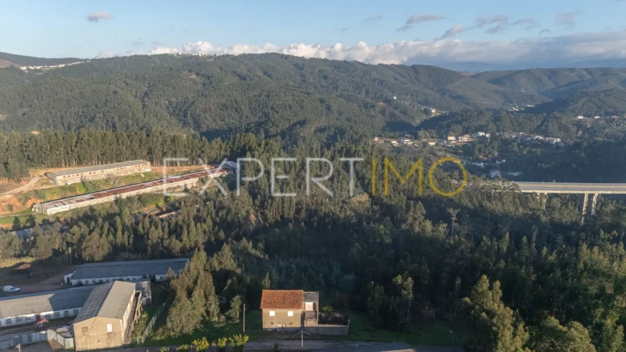 Moradia T3 para Venda em Almalagues Foto 24